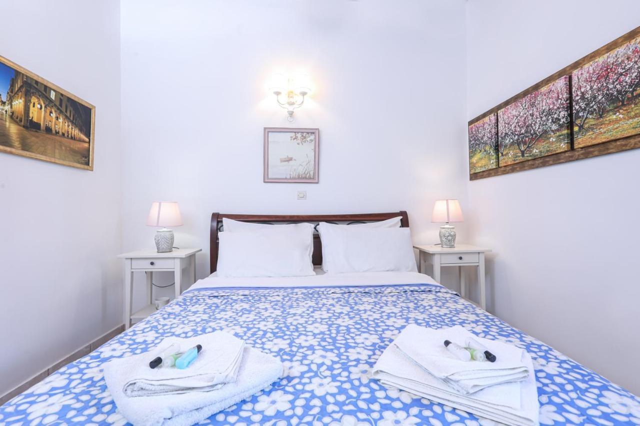 Suzanne'S Apartment Glyfada Menigos Resort エクステリア 写真